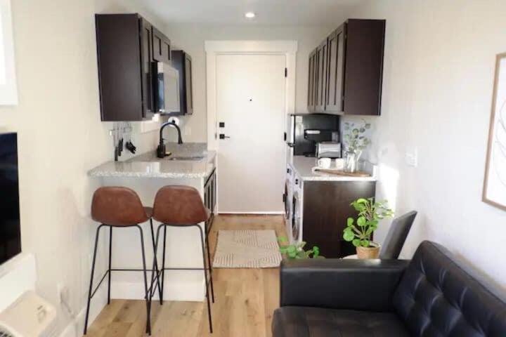 Hip Container Apt - 5 Min Walk To Tiaa Bank Джэксонвиль Экстерьер фото